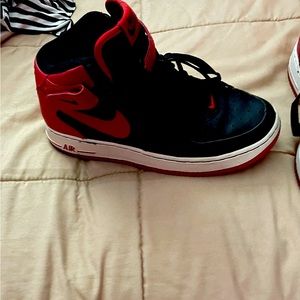 Used (normal wear), Vintage 2006 Nike Air Force 1 Mid ‘06